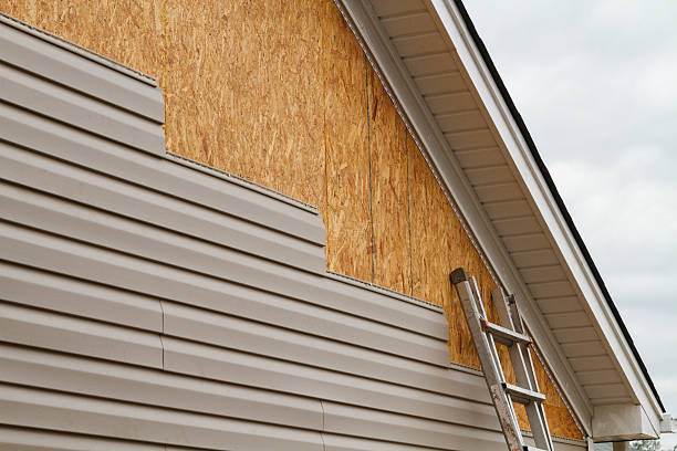 24/7 Emergency Siding experts in Warren, OH
